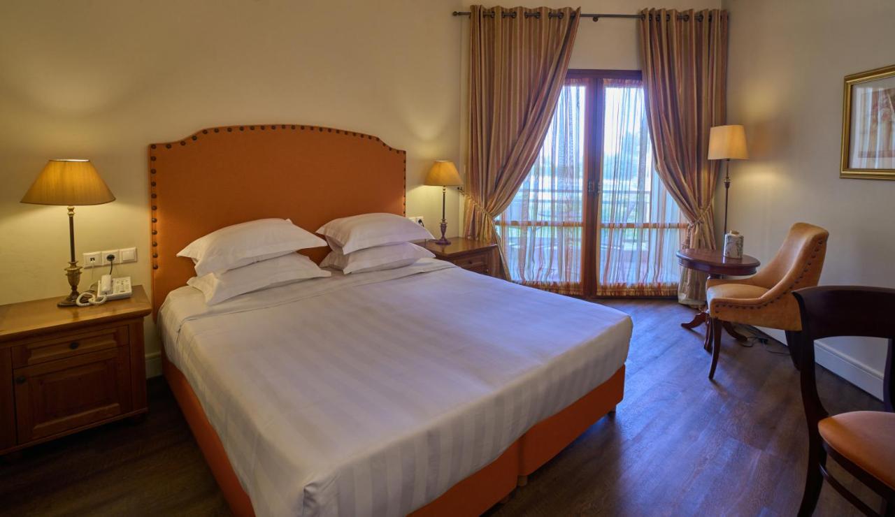 Xenia Palace Portaria Dış mekan fotoğraf